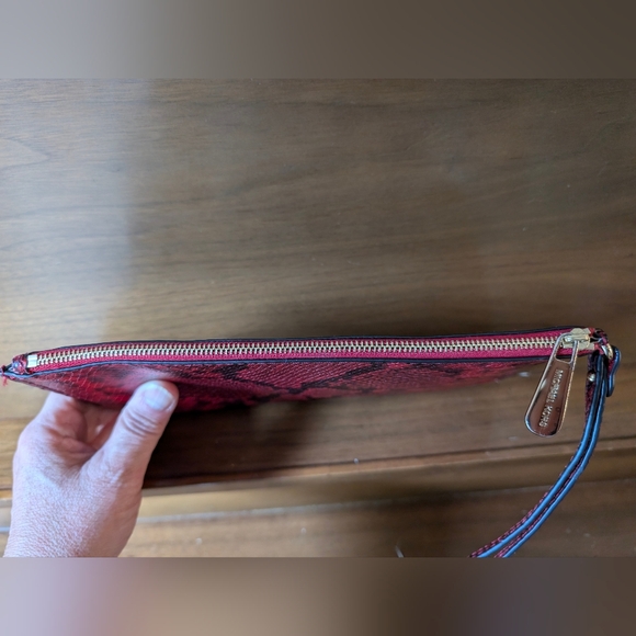 Michael Kors Jet Set Python Embossed Red/ Black Leather,10x5.5", Retail $158 - Picture 7 of 8